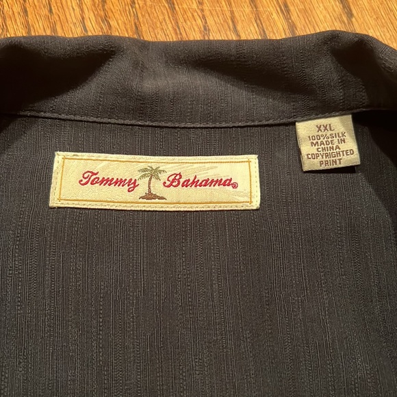 Tommy Bahama Button Down Silk Shirt In Leaf Print Size XXL - Picture 7 of 7